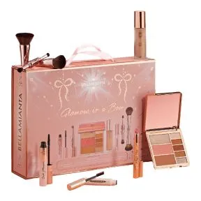 Bellamianta Glamour in a Bow Cosmetic Gift Set