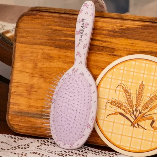 Framar Meadow Detangle Brush